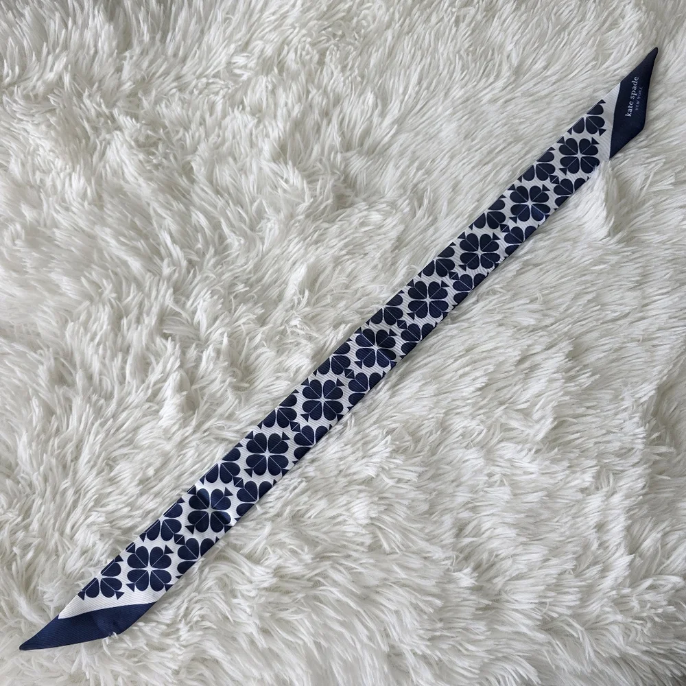Kate Spade Blue And White Patterned Twilly - Picture 5 of 6